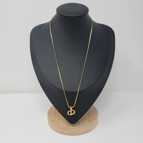 Christian Dior Pendant Necklace - Picture 3 of 7